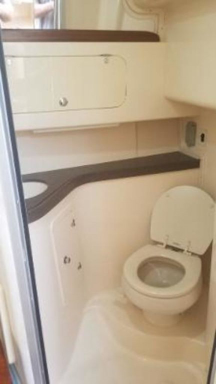 Grady White 330 Express