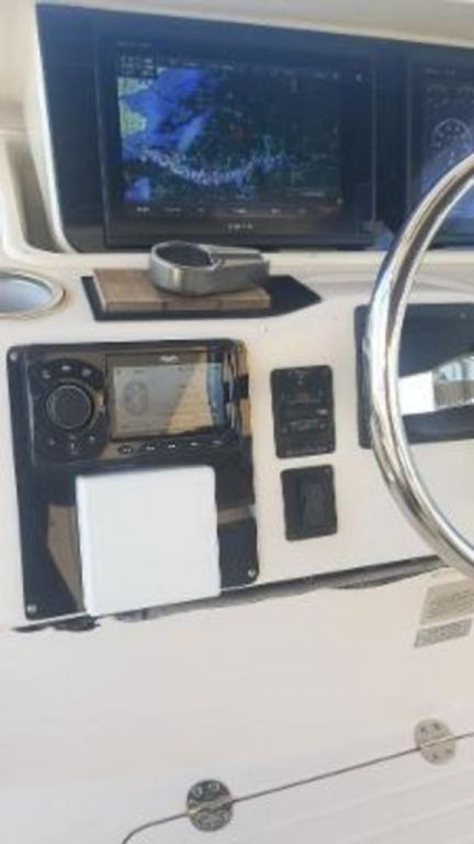 Grady White 330 Express