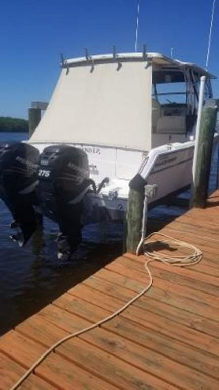 Grady White 330 Express