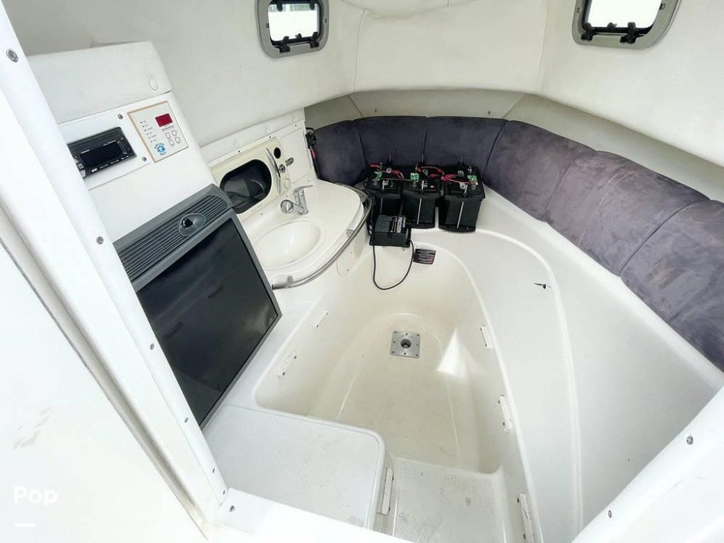Cobia 312 Sport Cabin