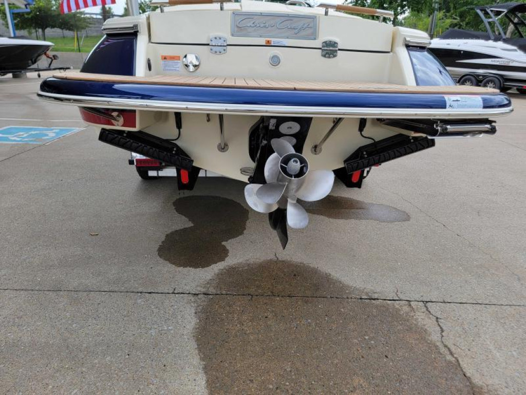 Chris-Craft Launch Series