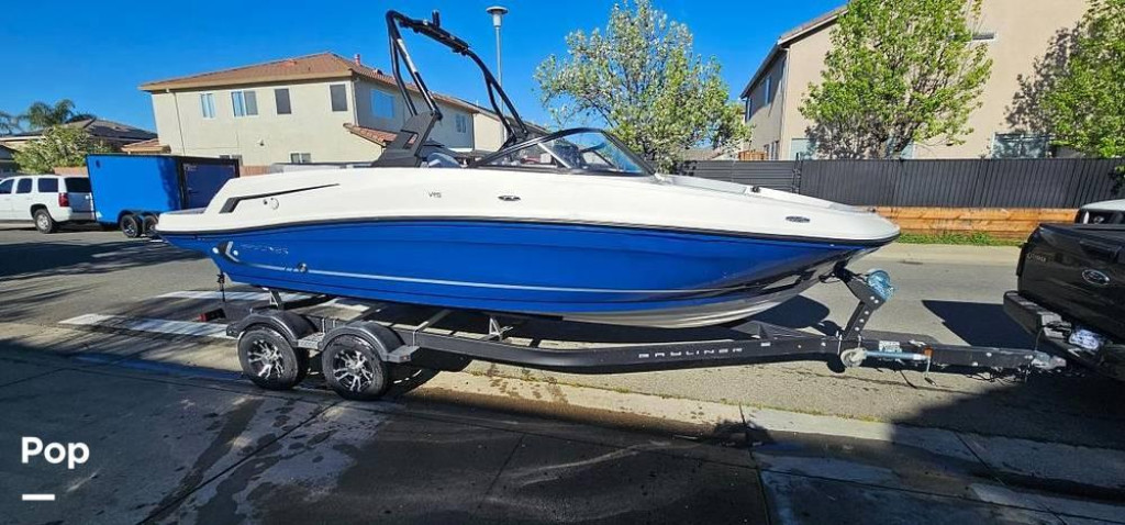 Bayliner VR5