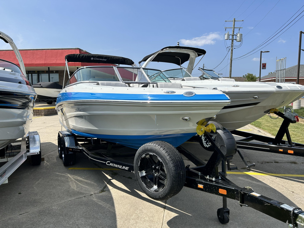 Crownline 240 SS