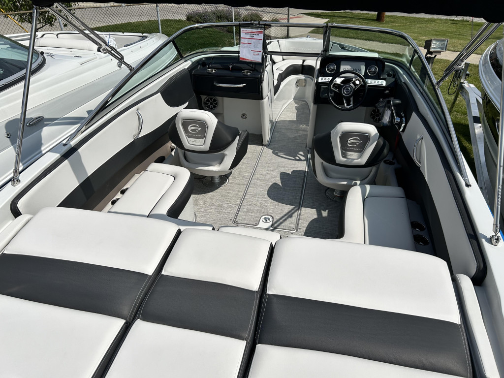 Crownline 240 SS