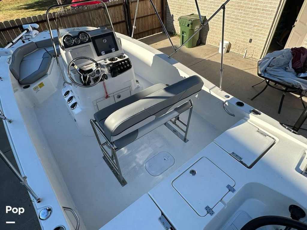 Nautic Star 191 Hybrid