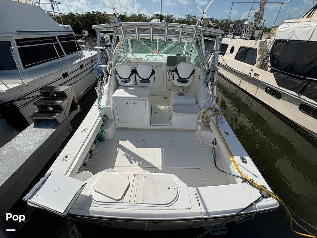 Rampage 30 Offshore Express