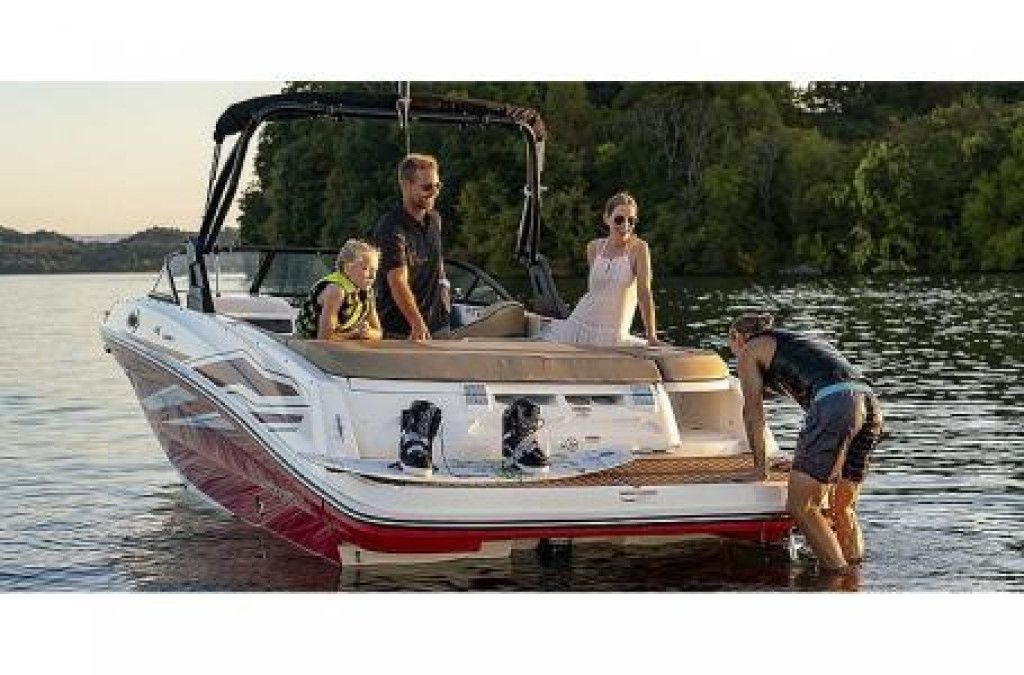Bayliner VR6 Bowrider
