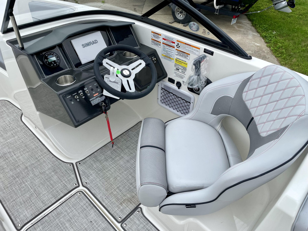 Bayliner VR6 Bowrider