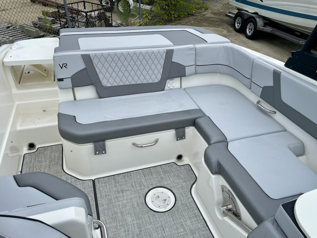 Bayliner VR6 Bowrider