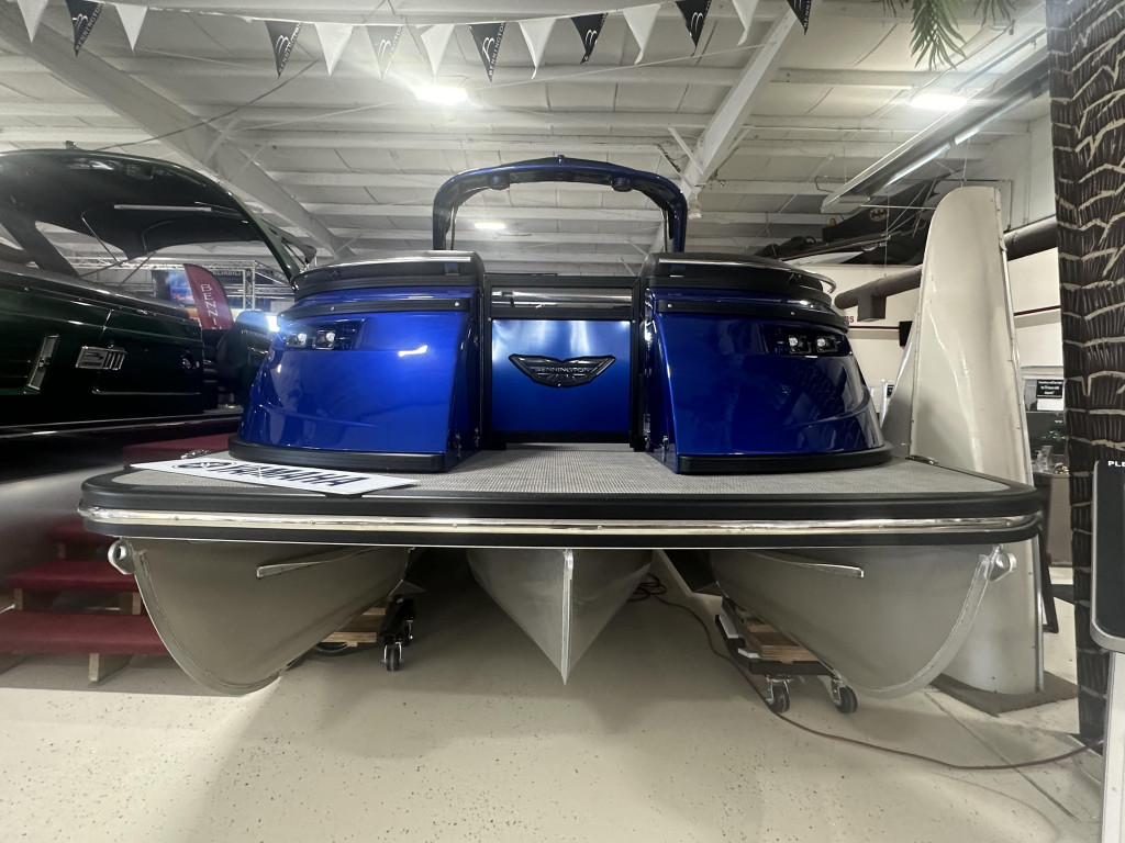 Bennington 25 QSBA Tri Toon