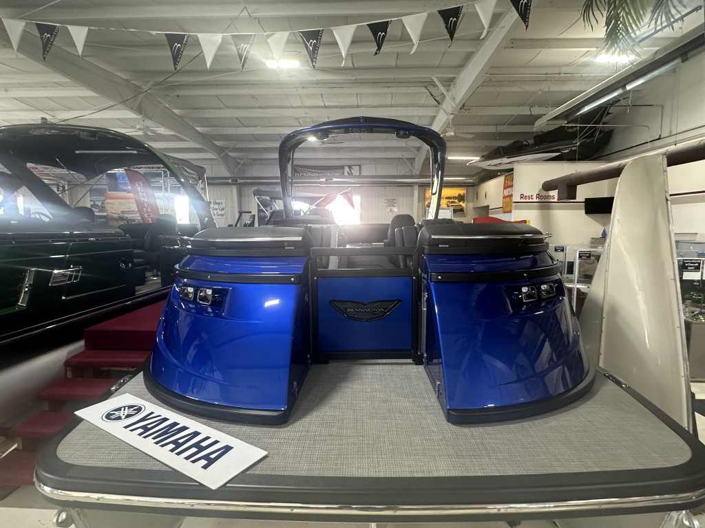 Bennington 25 QSBA Tri Toon