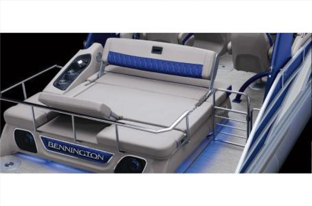 Bennington 25 QSBA Tri Toon