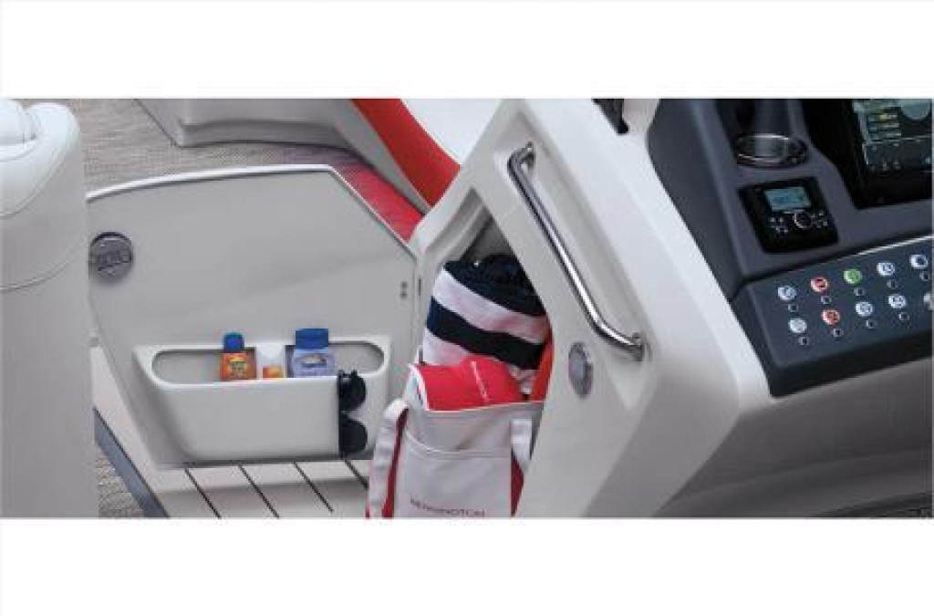 Bennington 25 QSBA Tri Toon