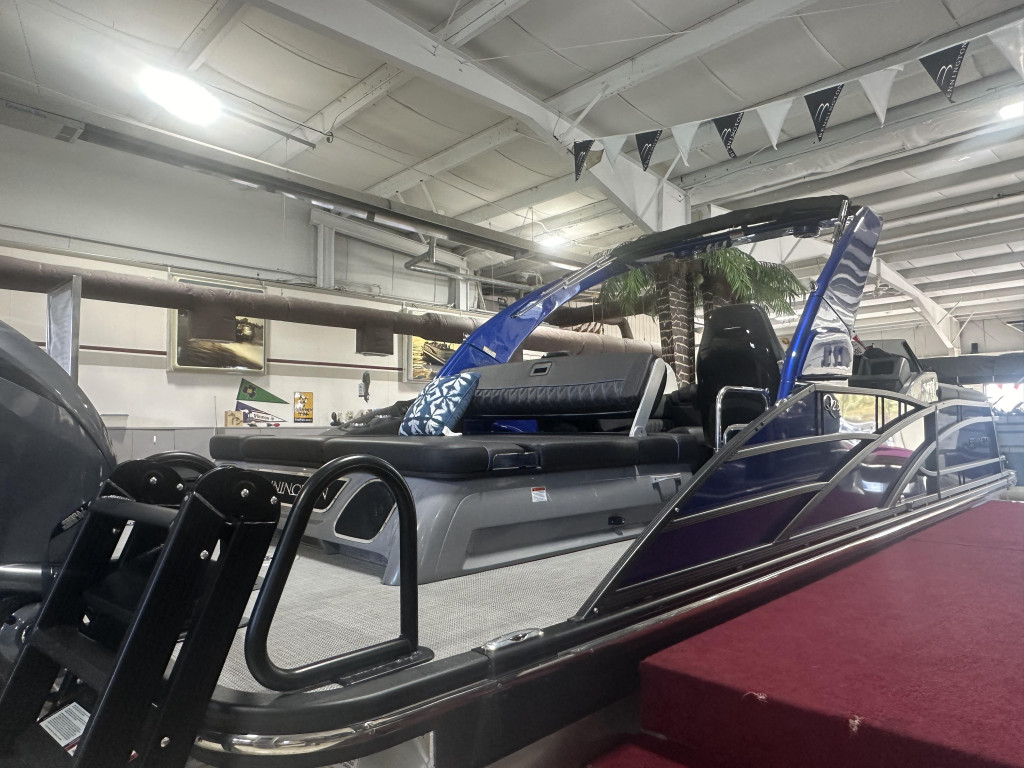 Bennington 25 QSBA Tri Toon