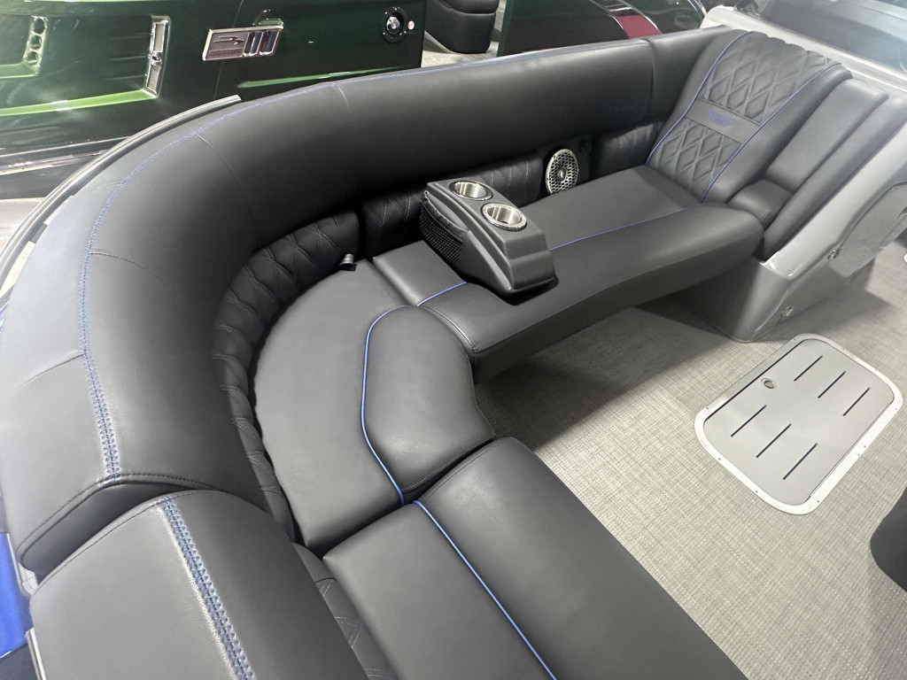 Bennington 25 QSBA Tri Toon