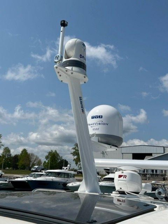 Boston Whaler 420 Outrage