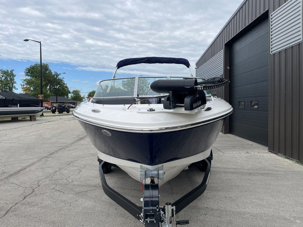 Chaparral 21 SSi OB Ski   Fish