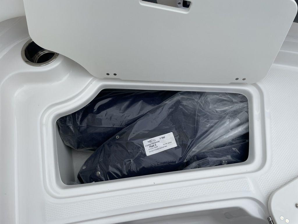 Chaparral 21 SSi OB Ski   Fish