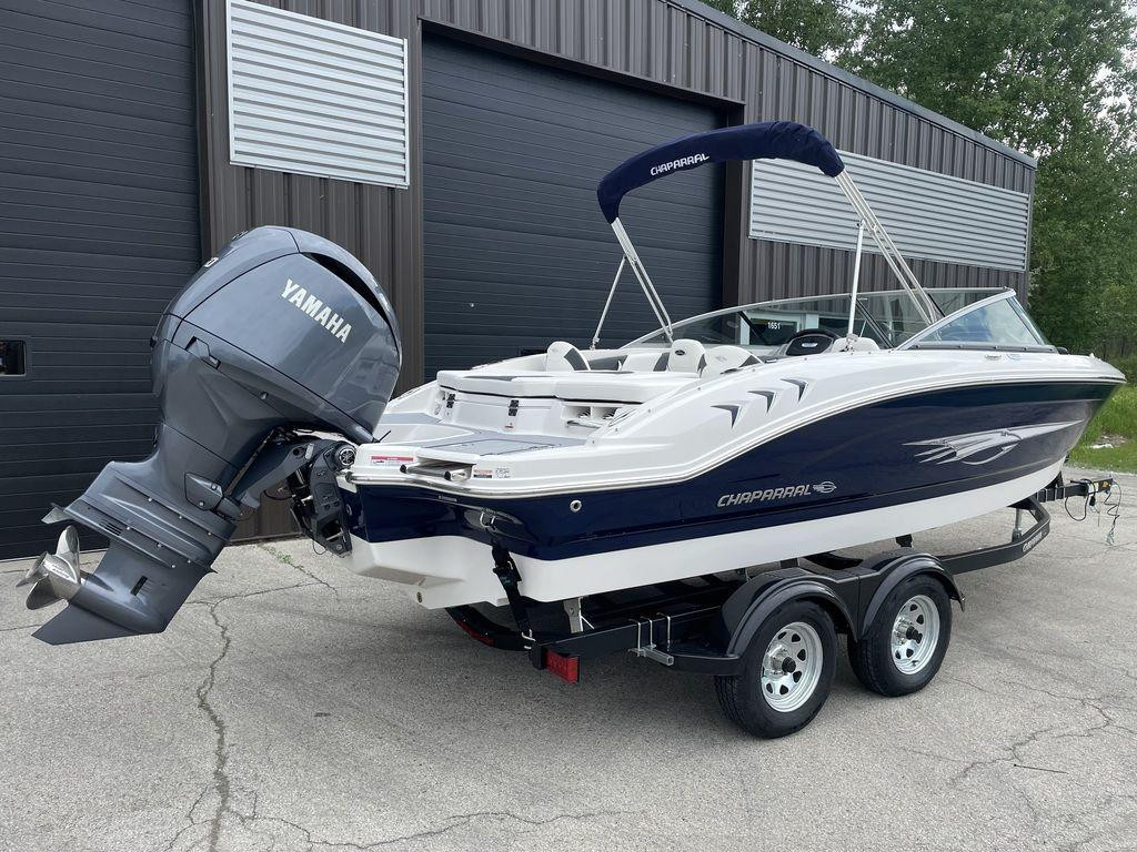 Chaparral 21 SSi OB Ski   Fish