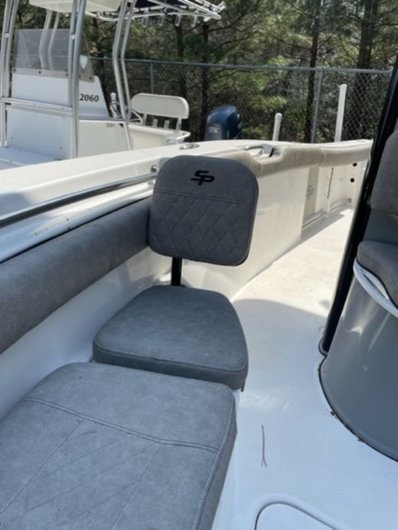 Sea Pro 239 Center Console
