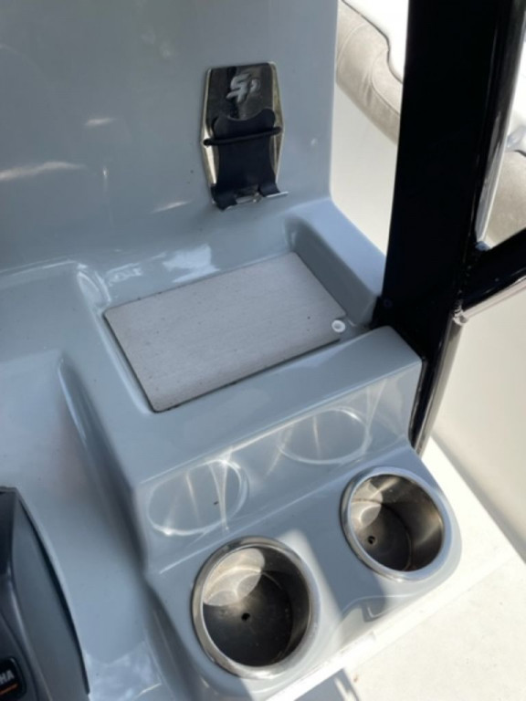 Sea Pro 239 Center Console