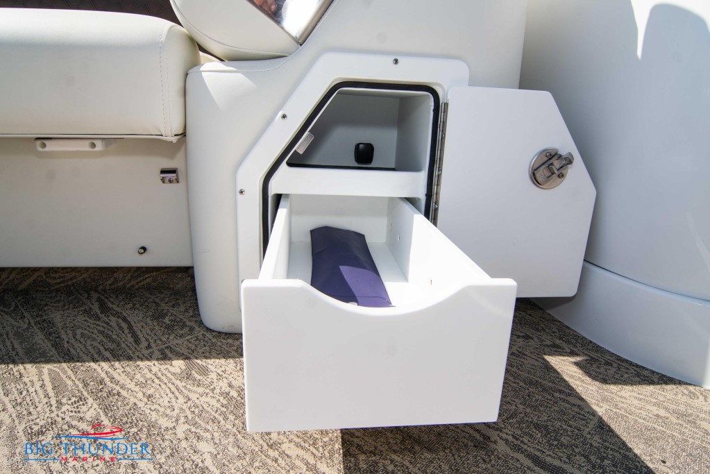 JC Tritoon SportToon 26 TT