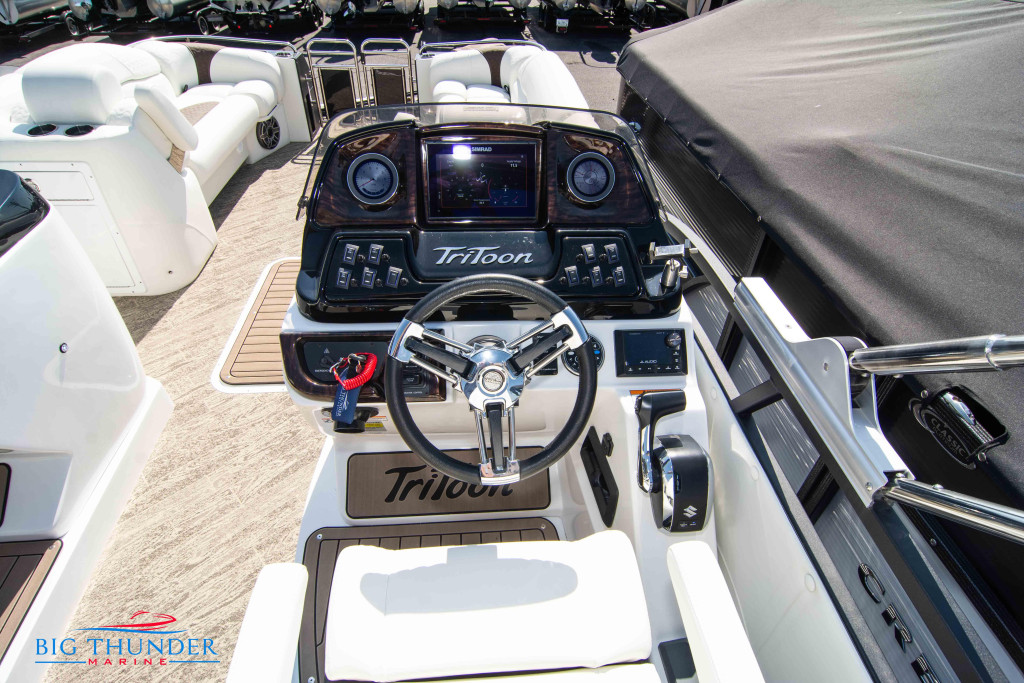 JC Tritoon SportToon 26 TT