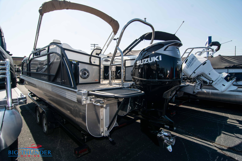 JC Tritoon SportToon 26 TT