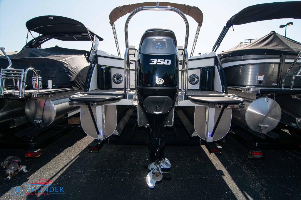 JC Tritoon SportToon 26 TT