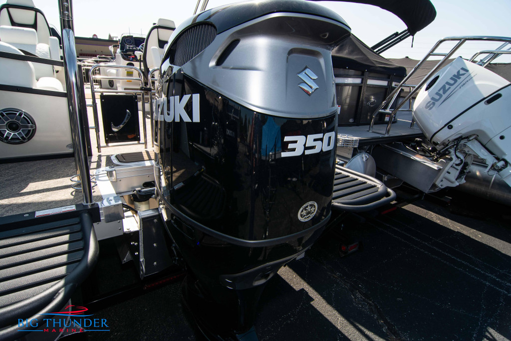 JC Tritoon SportToon 26 TT