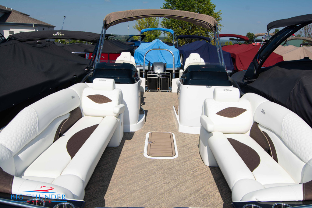 JC Tritoon SportToon 26 TT