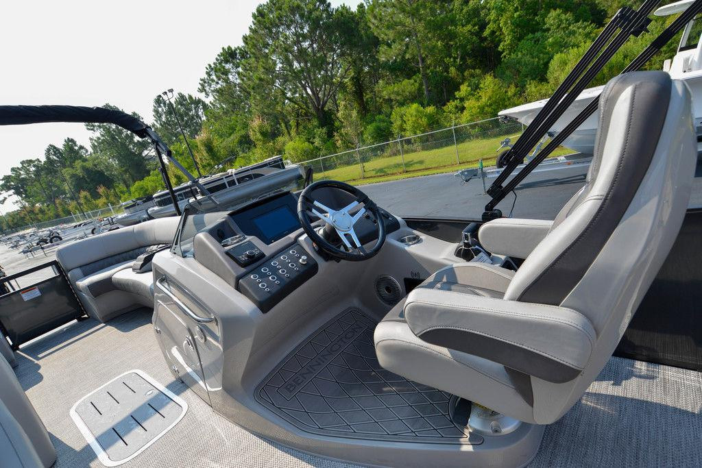 Bennington R Series 25