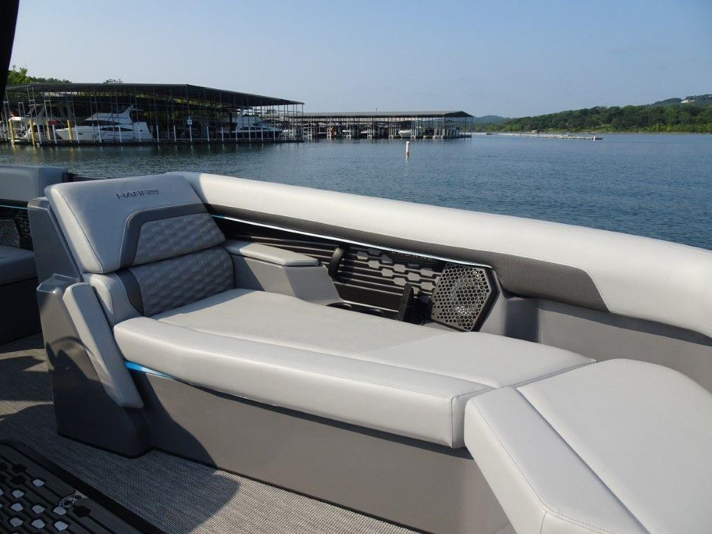 Harris Crowne 250 SL