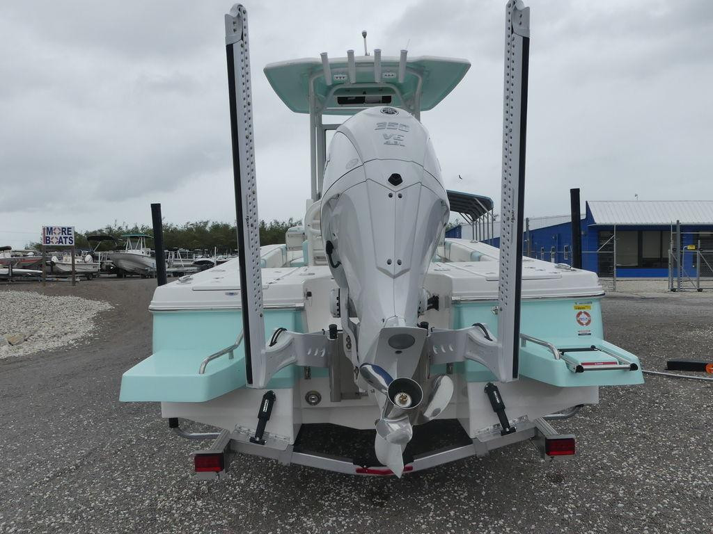 Robalo 246 Cayman