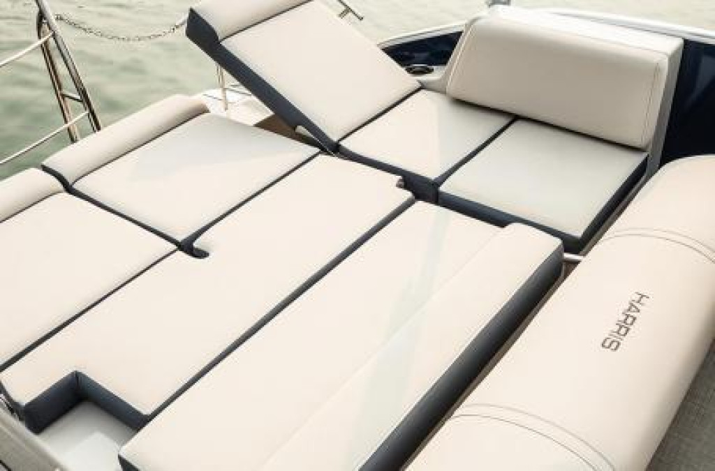 Harris Grand Mariner 230 Tri