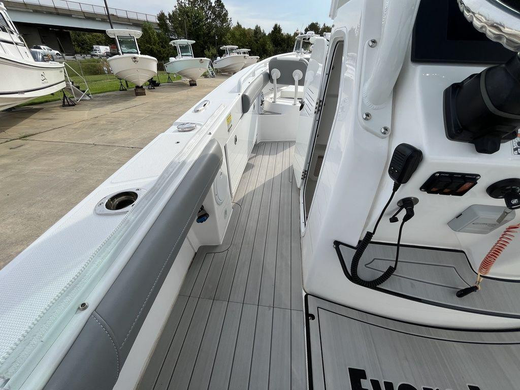 Everglades Center Console