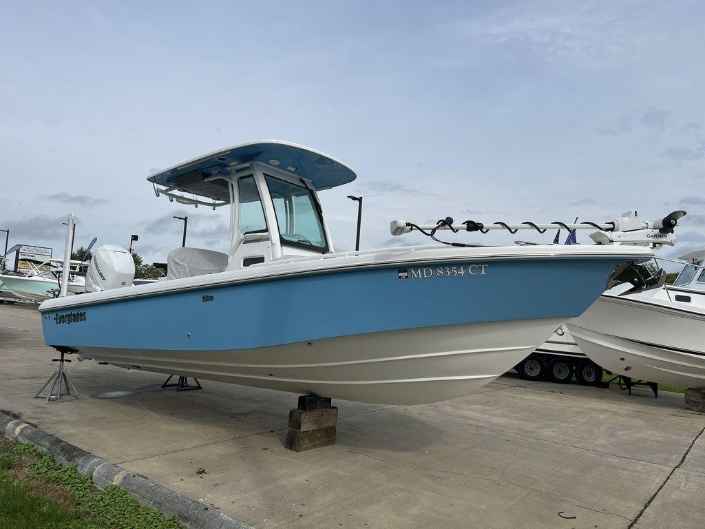 Everglades Center Console