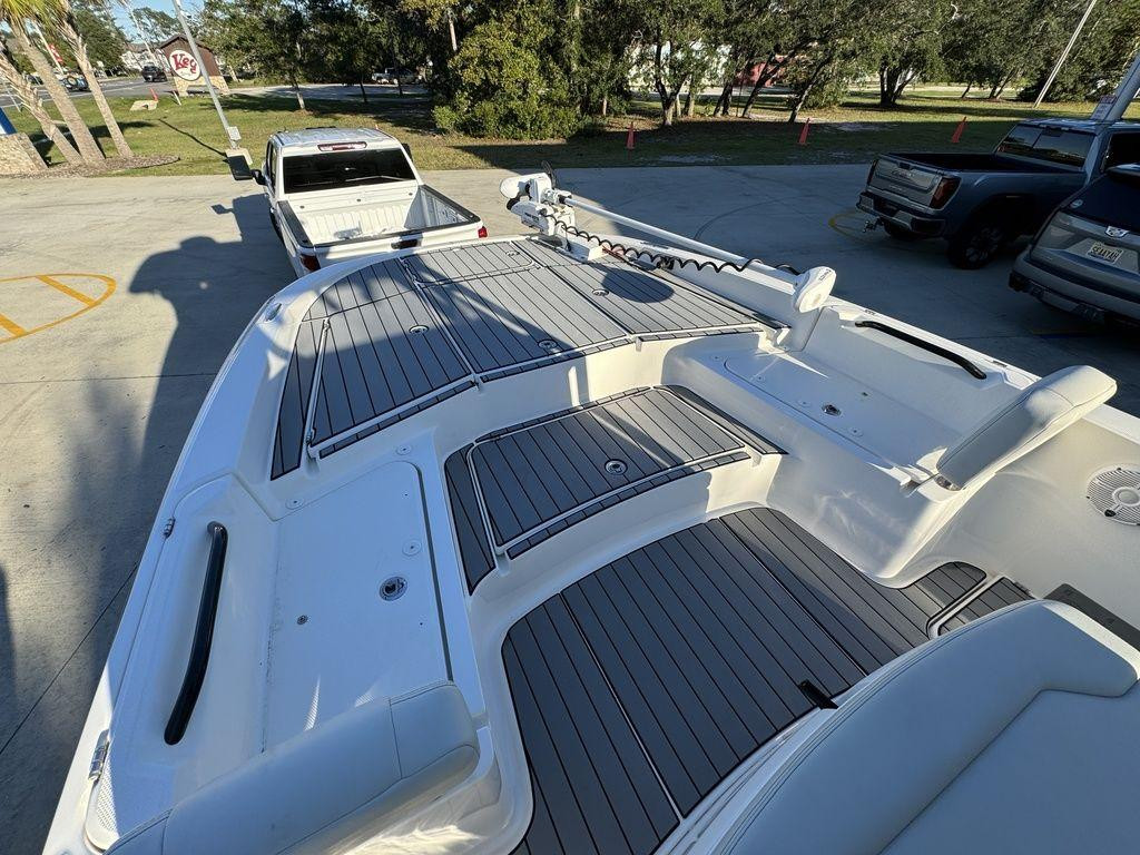Sea Cat 260 Hybrid Catamaran