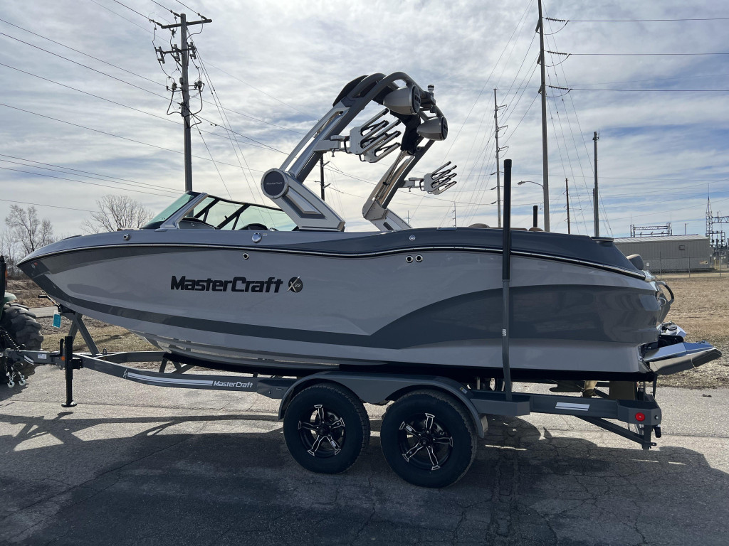 Mastercraft X22