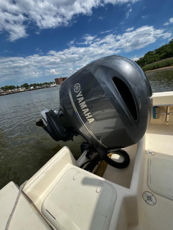 Jones Brothers Cape Fisherman 23