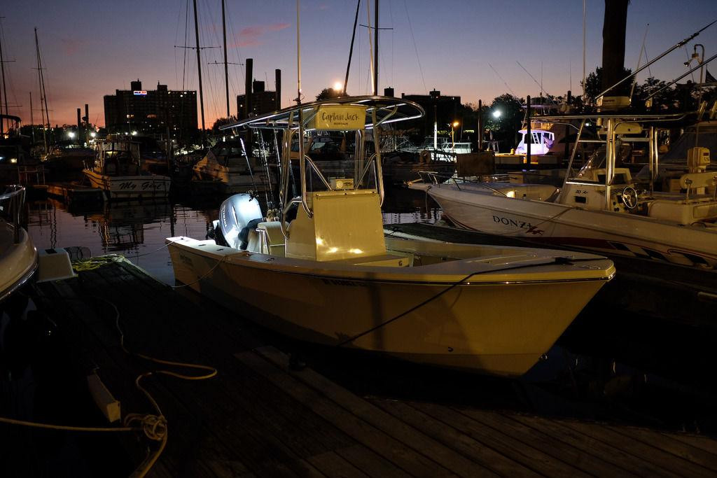 Jones Brothers Cape Fisherman 23