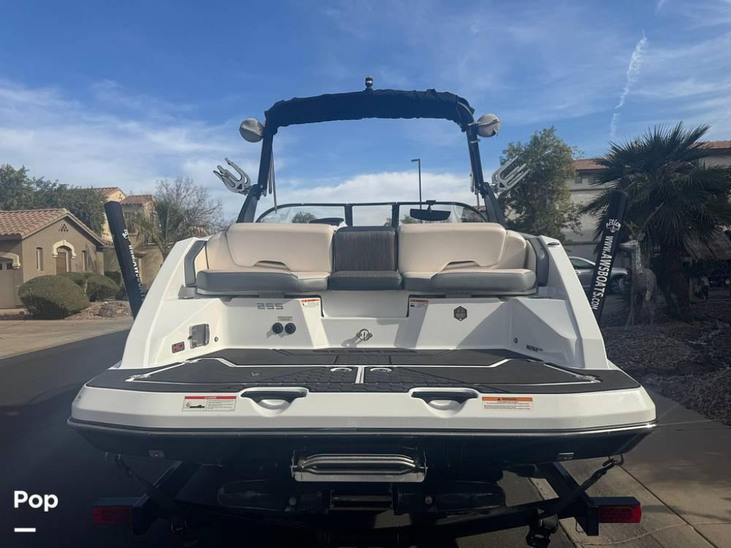 Scarab 255 ID WAKE EDITION