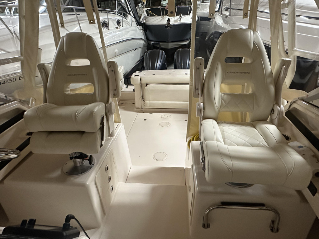 Grady White 300 Marlin