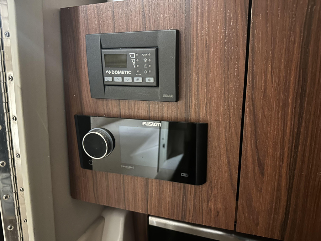 Grady White 300 Marlin