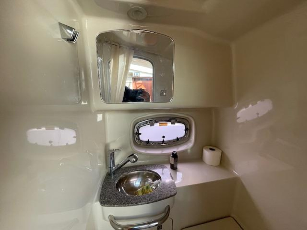 Chaparral 310 Signature