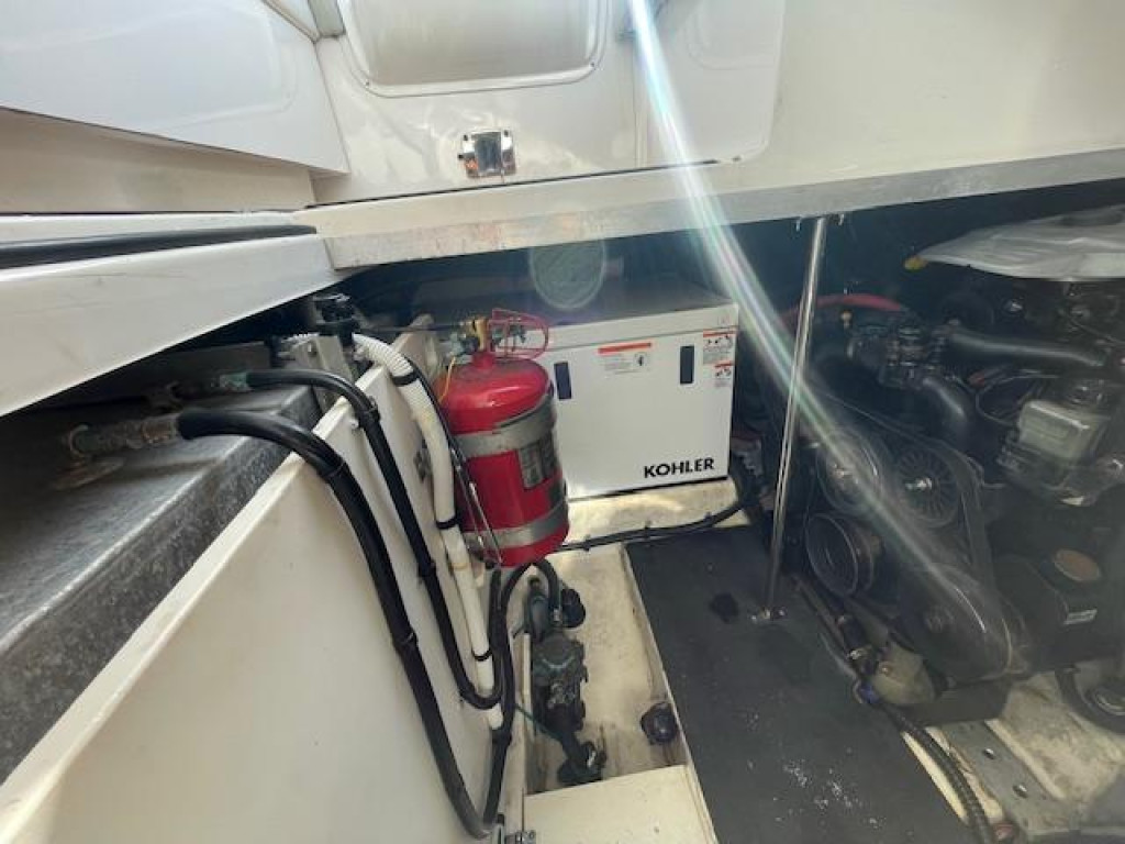 Chaparral 310 Signature