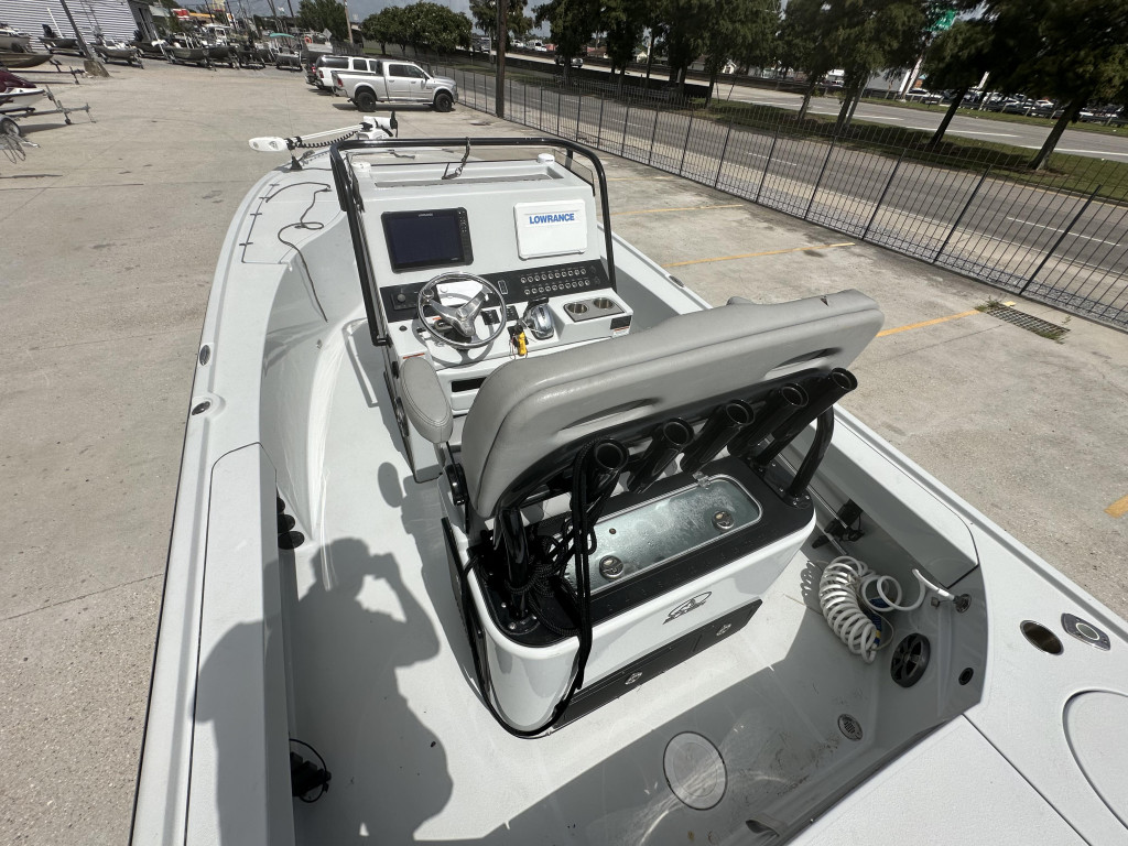 Blazer 2700 Hybrid Bay