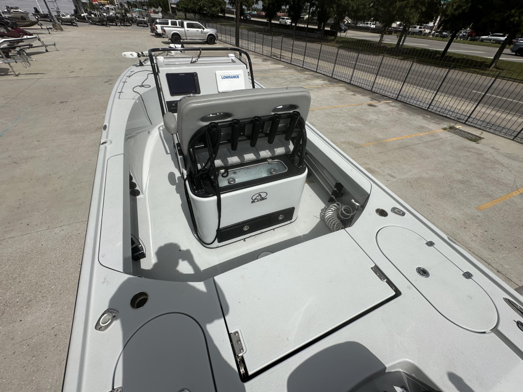 Blazer 2700 Hybrid Bay