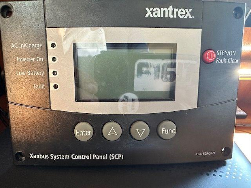 Cruisers 405 Express Motor Yacht