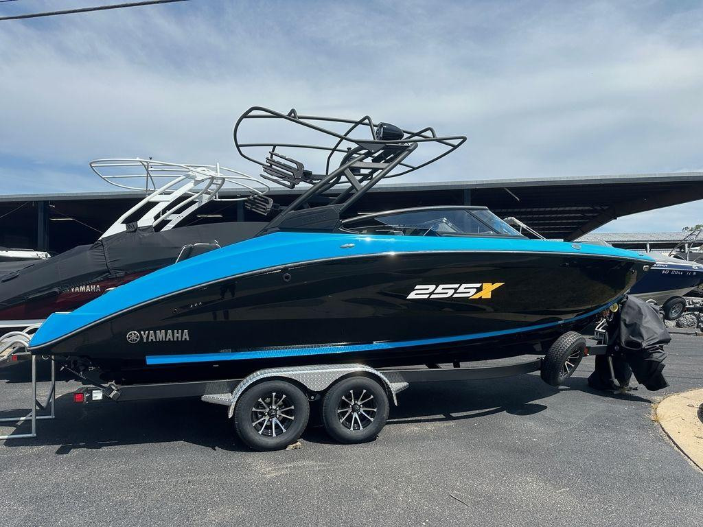 Yamaha 255XE